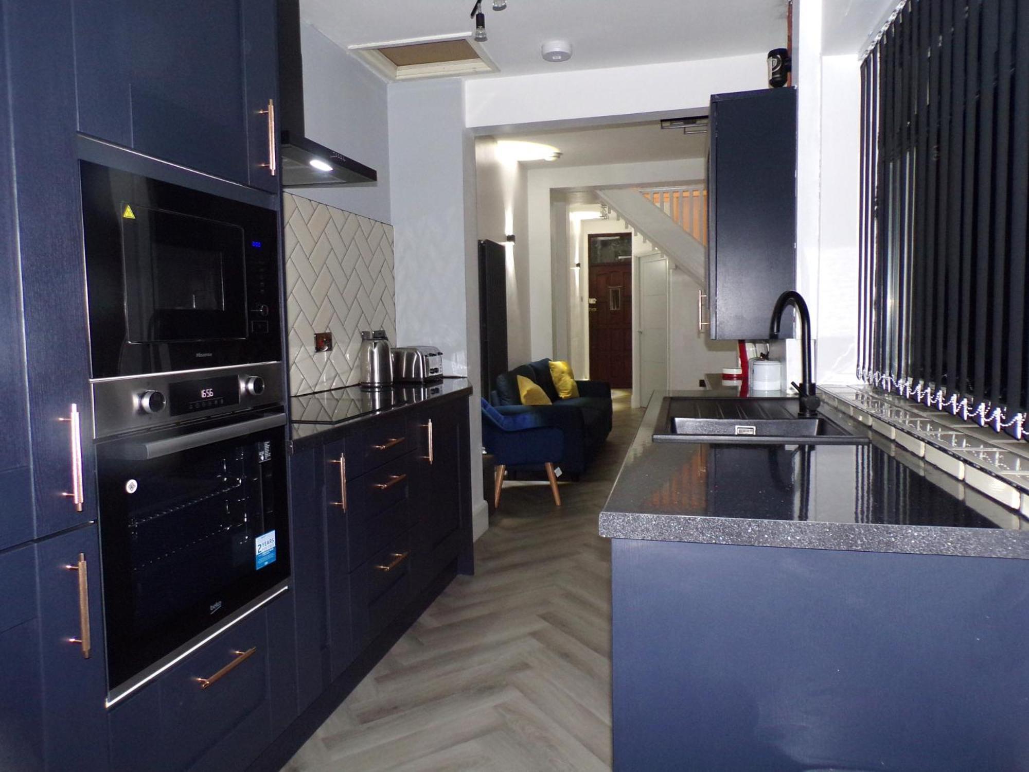 Hazelhurst House - 4 Bedrooms 2 Bathrooms Stoke-on-Trent Eksteriør bilde